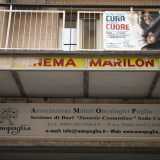 ...dove ancora oggi � presente un�insegna gialla a caratteri rossi con su scritto: �Cinema Marilon�. Si tratta della mitica sala aperta nel 1953 che dagli anni 80 ai 90 proiett� film a luci rosse